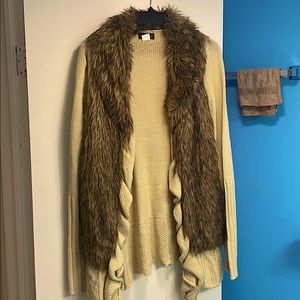 Venus Sweater with fur